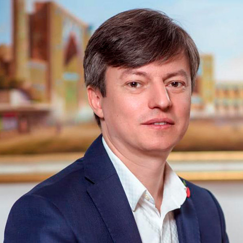 Дмитрий Ревин